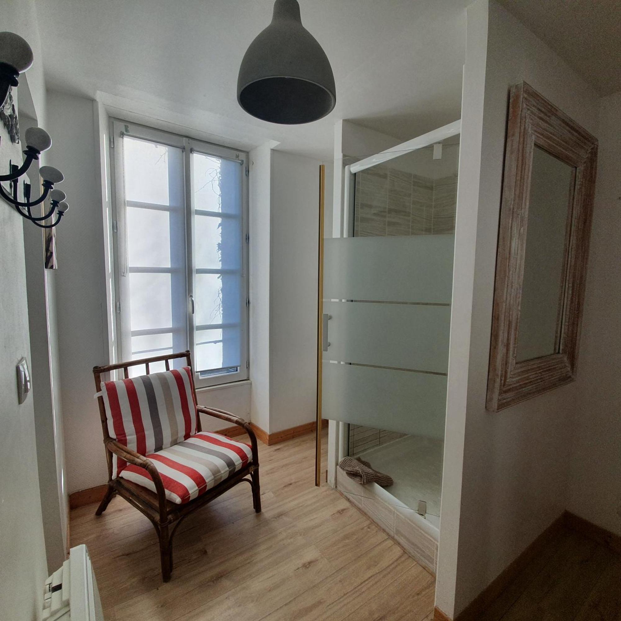 Le Mole Bed & Breakfast La Flotte Phòng bức ảnh