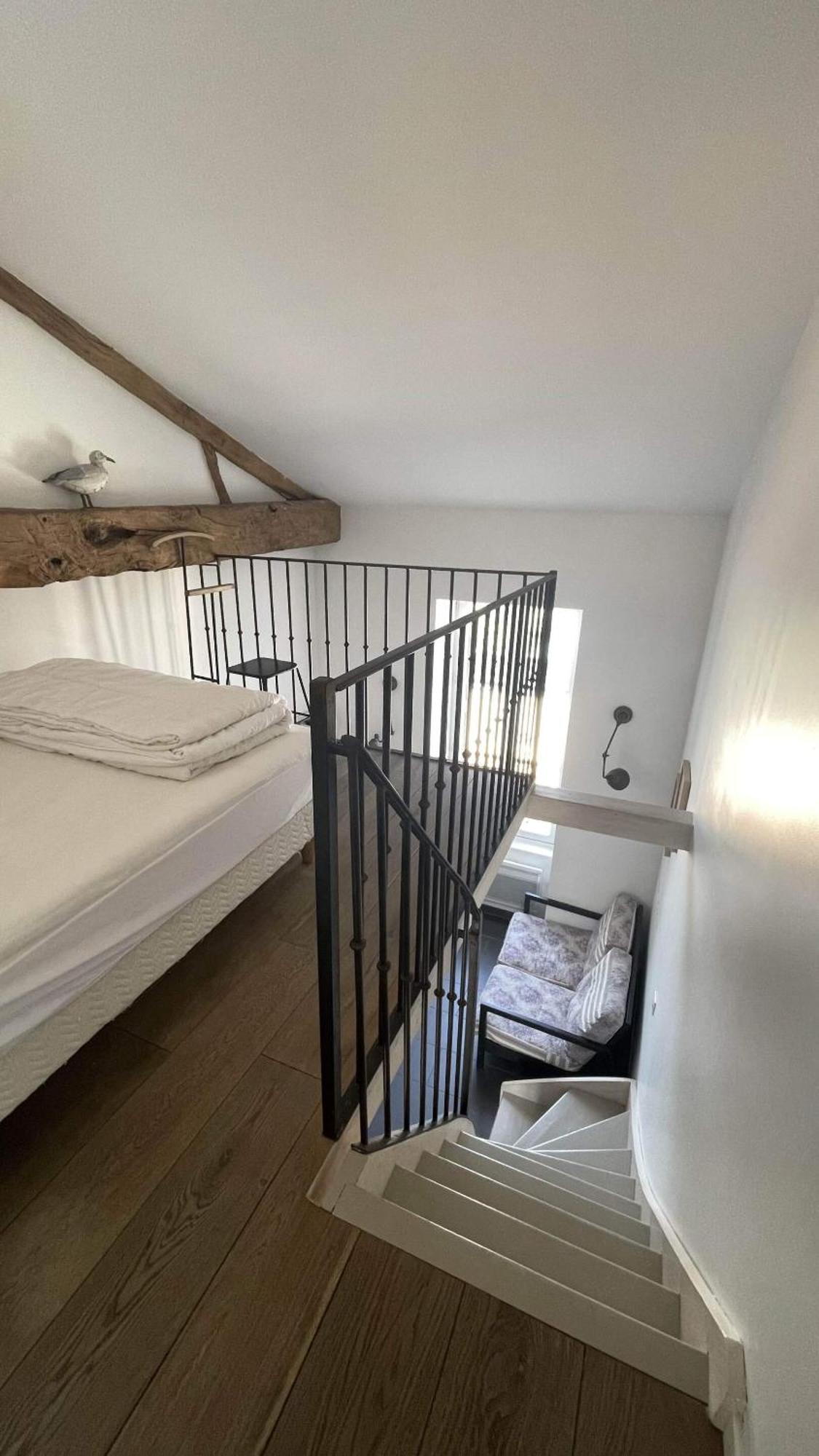Le Mole Bed & Breakfast La Flotte Phòng bức ảnh