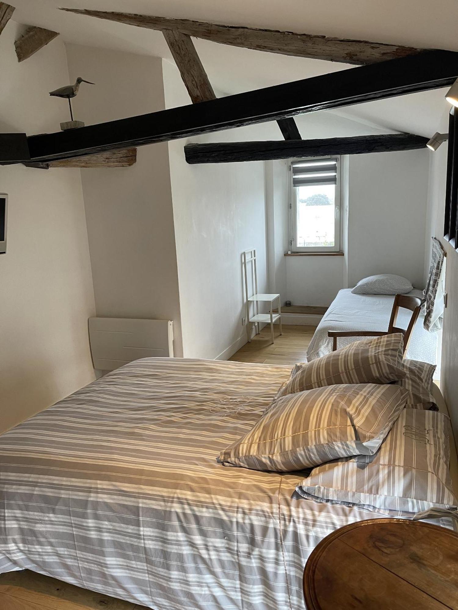 Le Mole Bed & Breakfast La Flotte Phòng bức ảnh