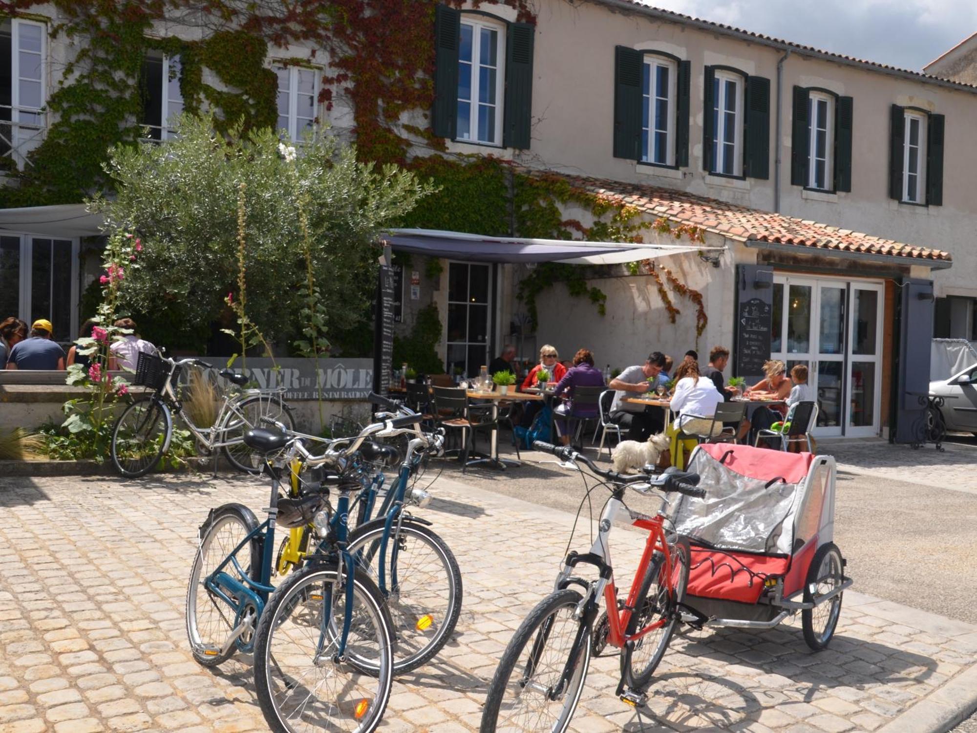 Le Mole Bed & Breakfast La Flotte Ngoại thất bức ảnh
