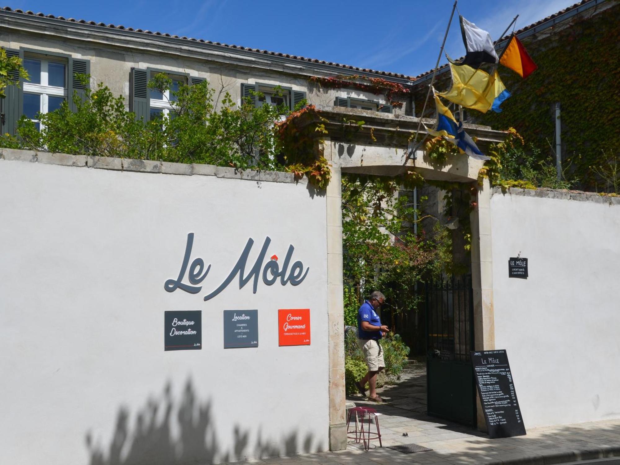 Le Mole Bed & Breakfast La Flotte Ngoại thất bức ảnh