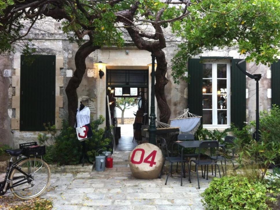 Le Mole Bed & Breakfast La Flotte Ngoại thất bức ảnh
